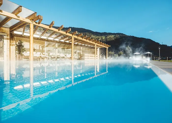 Theresa Wellness-Geniesser-Hotel Zell am Ziller photo