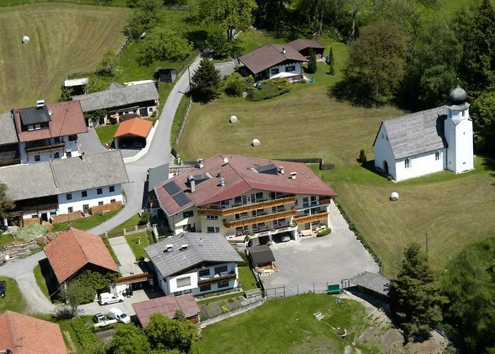Gasthof Berghof Hotel Telfs photo