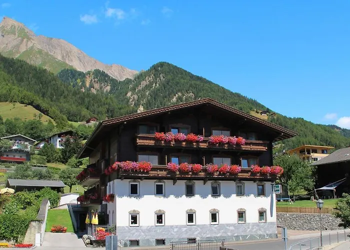 Gasthof Pension Rose Virgen photo